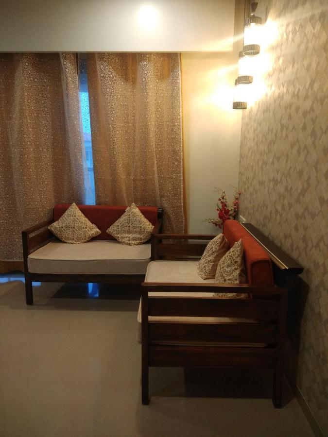 Parishreya Holiday Home Лонавала Екстериор снимка